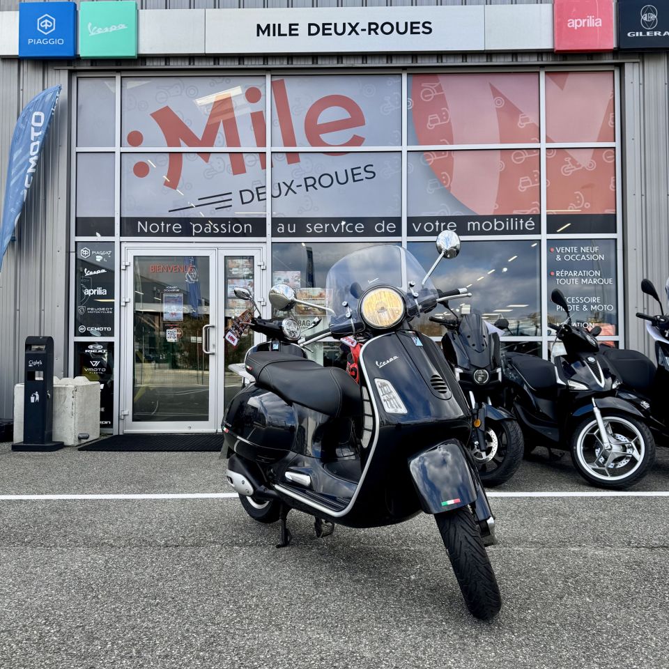 VESPA GT 200 - GRANTURISMO 4