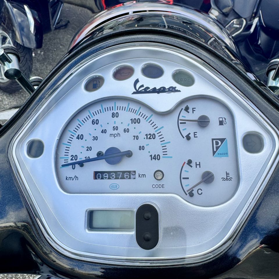 VESPA GT 200 - GRANTURISMO 4