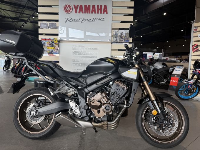HONDA CB 650 R 4