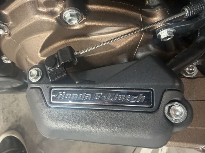 HONDA CB 650 R 4