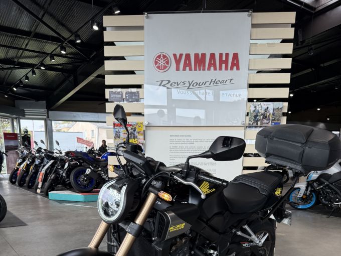 HONDA CB 650 R 4