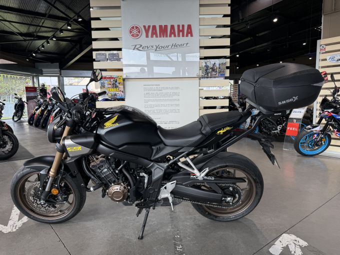 HONDA CB 650 R 4