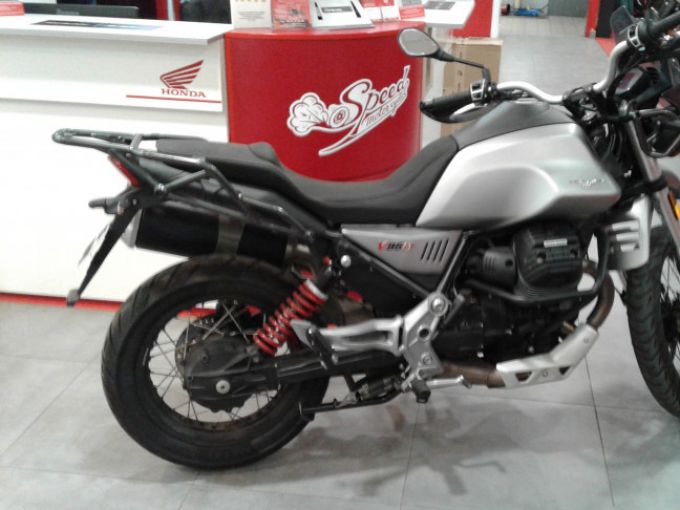 MOTO GUZZI V85 TT 850 4