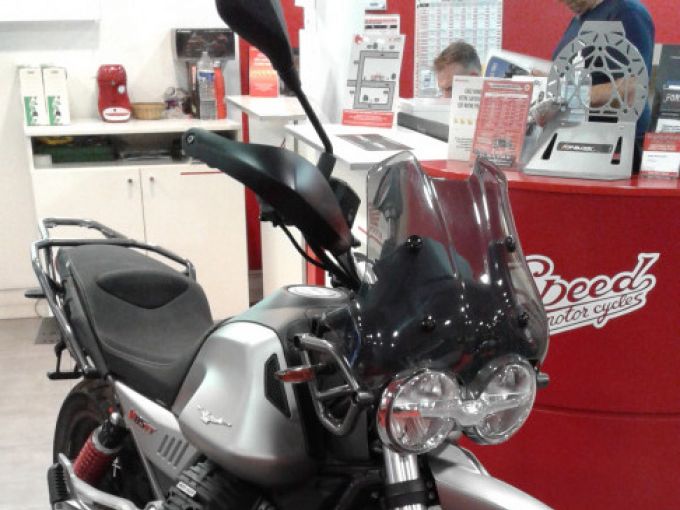 MOTO GUZZI V85 TT 850 4