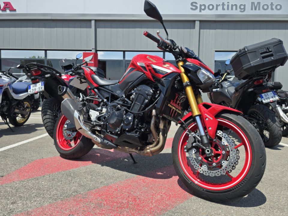 KAWASAKI Kawazaki Z900 4