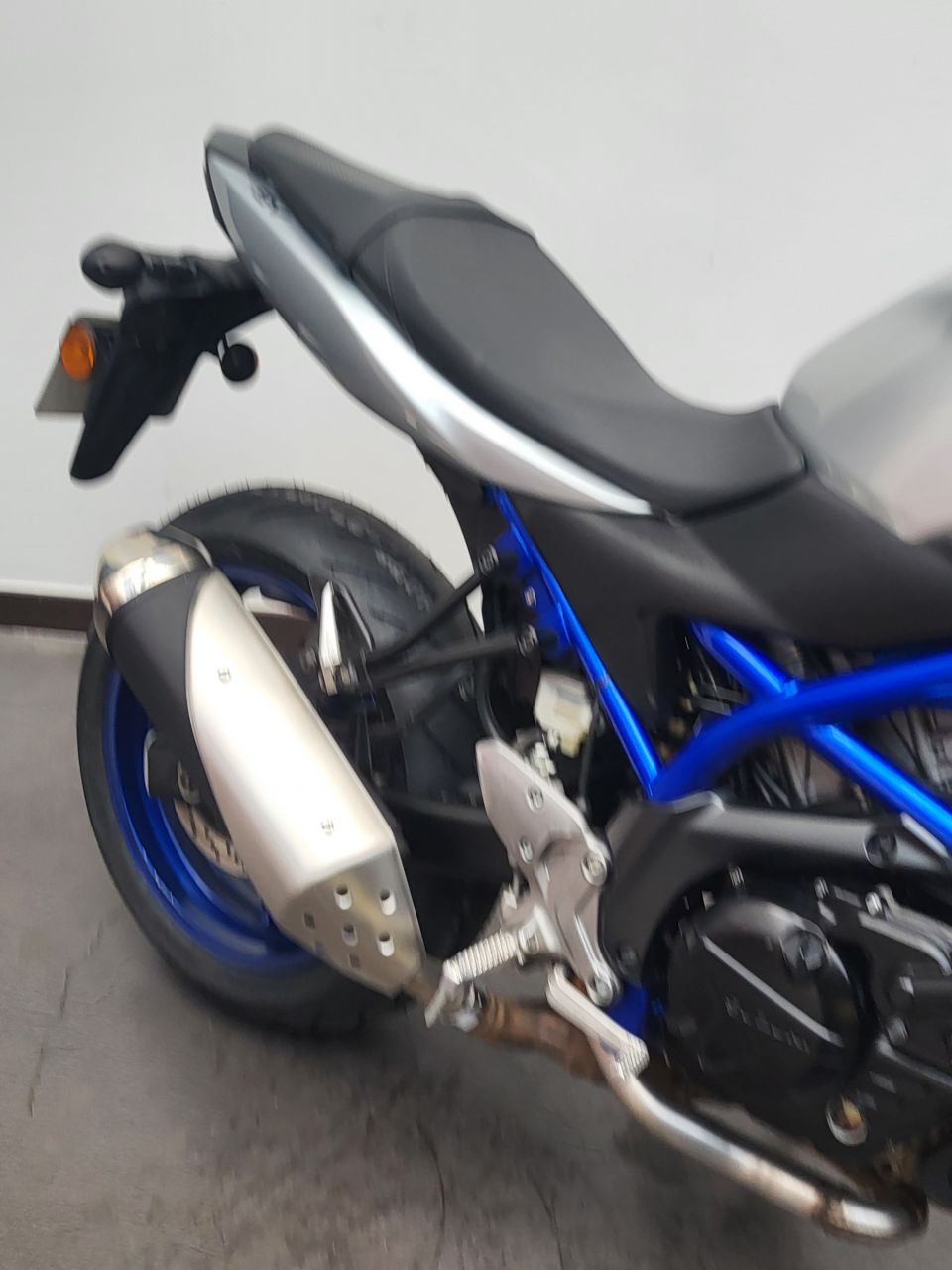 SUZUKI SV 650 (47.5CV) 4
