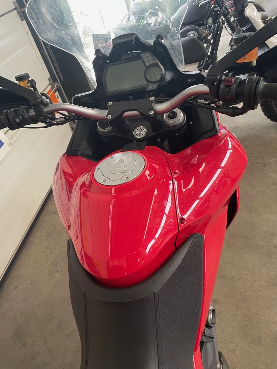 DUCATI MULTISTRADA V2S 4