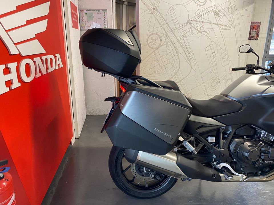 HONDA NT 1100 DCT 4
