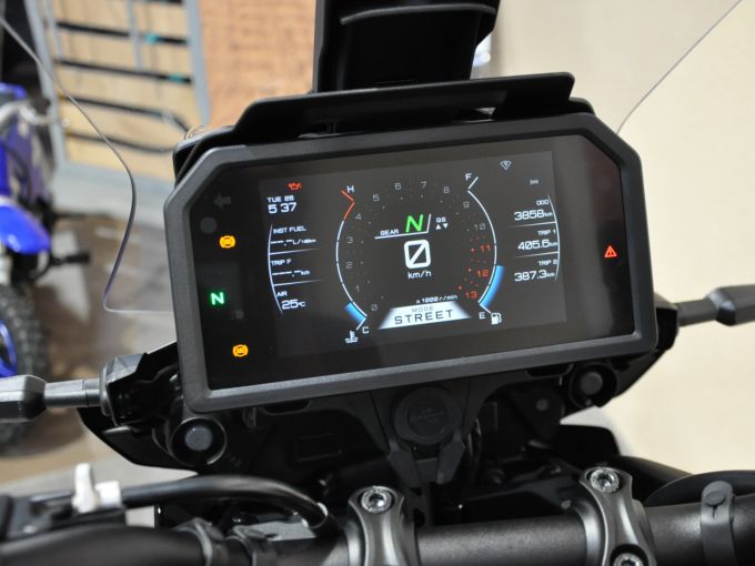YAMAHA TRACER 9 GT + 4