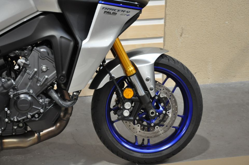 YAMAHA TRACER 9 GT + 4
