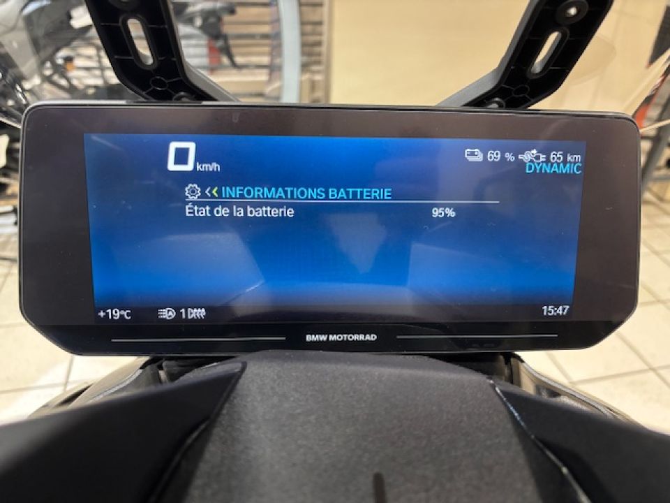 BMW CE 04 AVANTGARDE 4