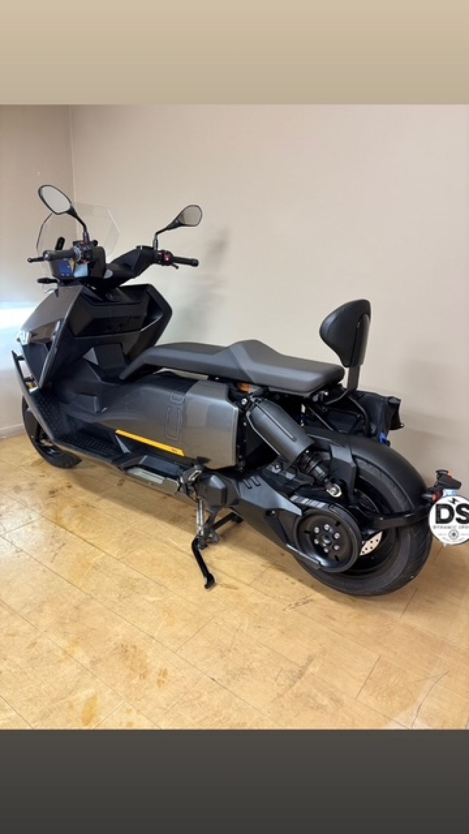 BMW CE 04 AVANTGARDE 4