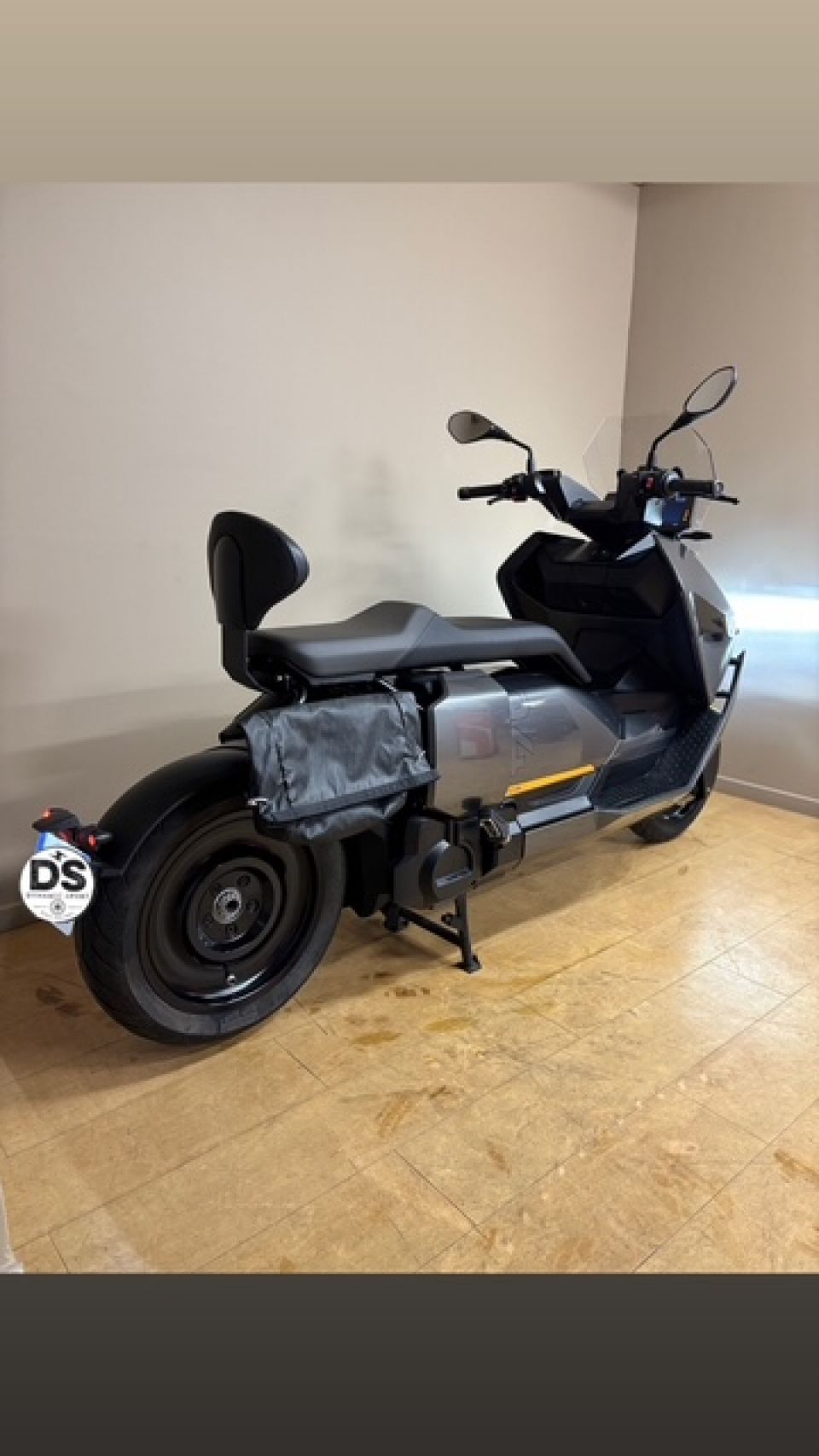 BMW CE 04 AVANTGARDE 4