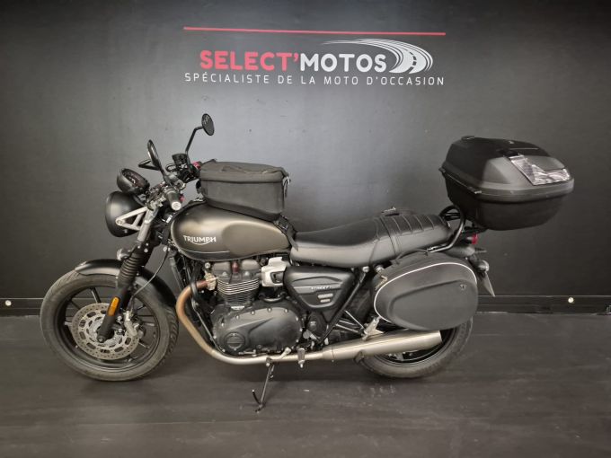 TRIUMPH STREET TWIN  900 4
