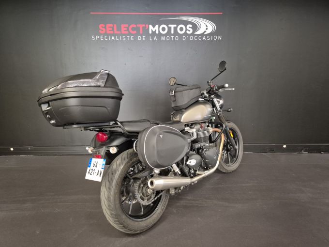 TRIUMPH STREET TWIN  900 4