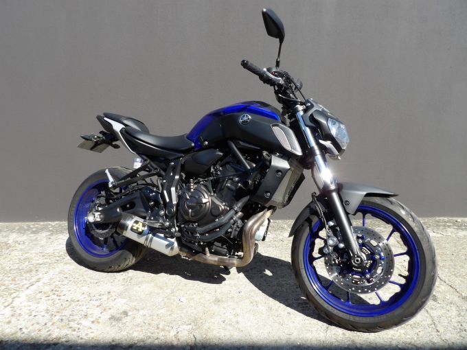YAMAHA MT-07 (47.5CV) 4