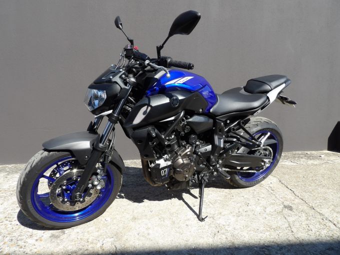 YAMAHA MT-07 (47.5CV) 4