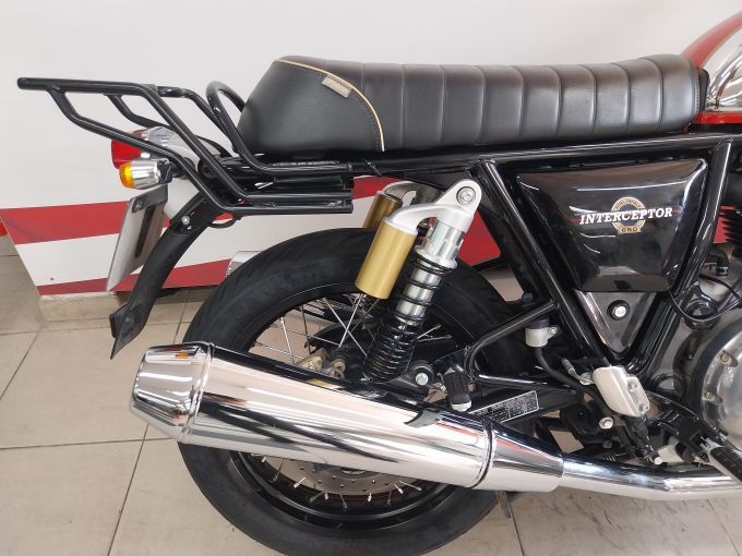 ROYAL ENFIELD INTERCEPTOR 4