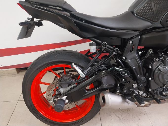 YAMAHA MT 07 BRIDEE A2 4