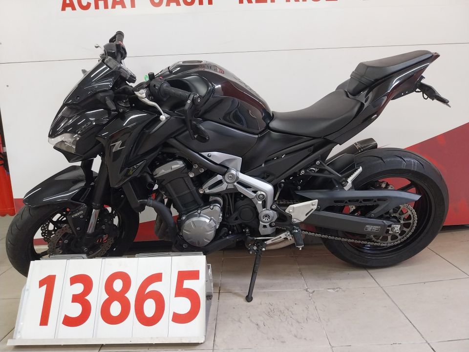 KAWASAKI Z 900 - 70KW (95cv) 4
