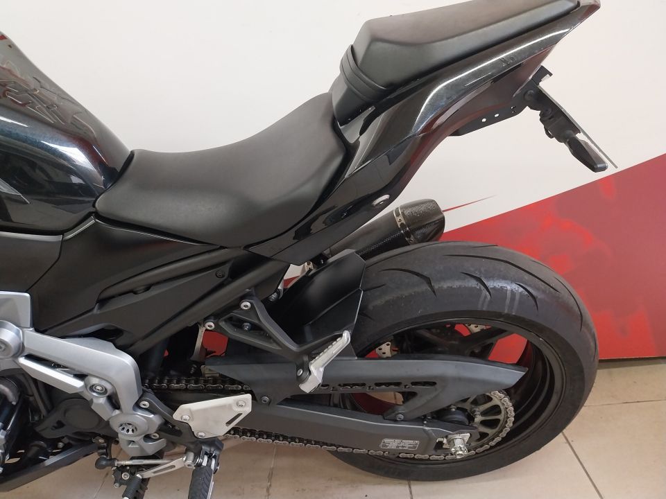 KAWASAKI Z 900 - 70KW (95cv) 4