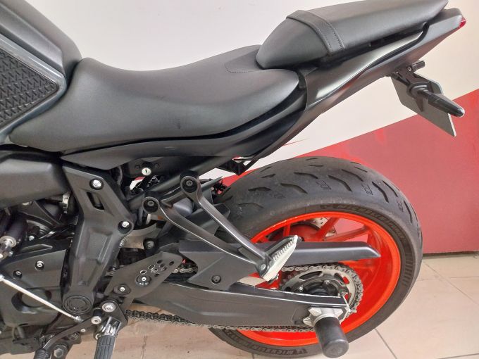 YAMAHA MT 07 BRIDEE A2 4