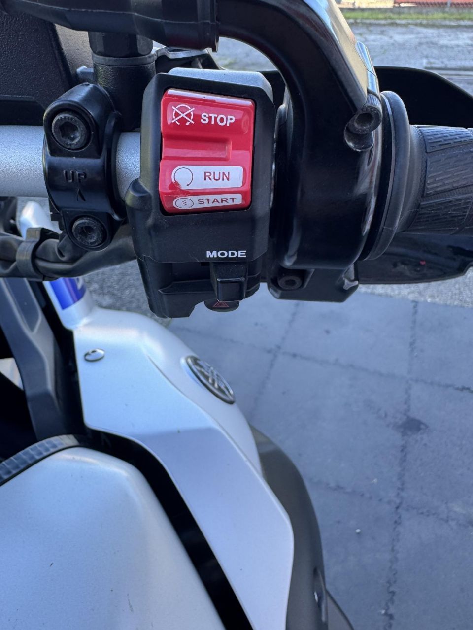 YAMAHA XTZ 1200 E SUPER TENERE 4