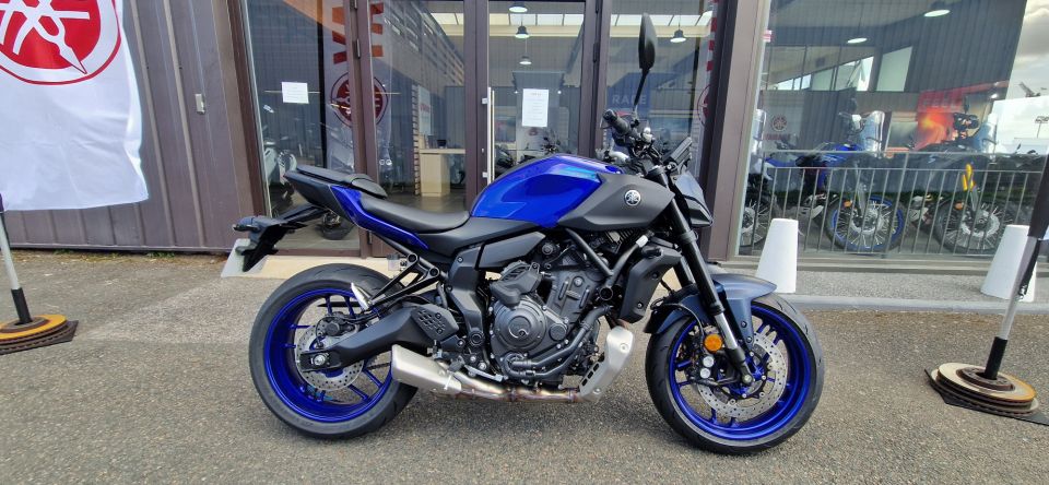 YAMAHA MT-07 (47.5CV) 4