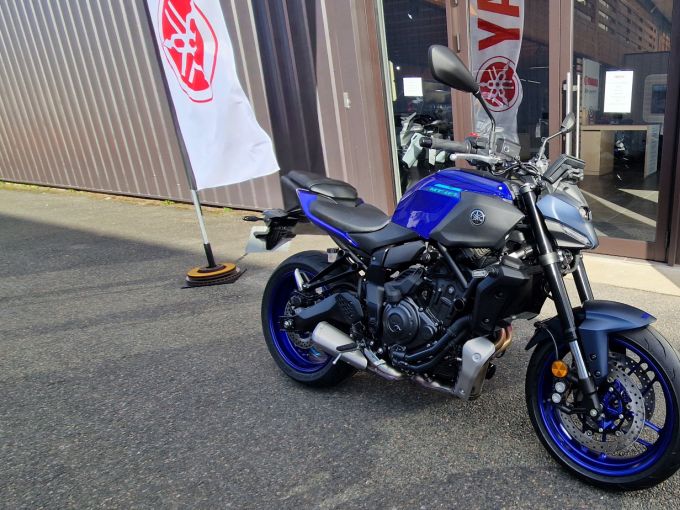 YAMAHA MT-07 (47.5CV) 4