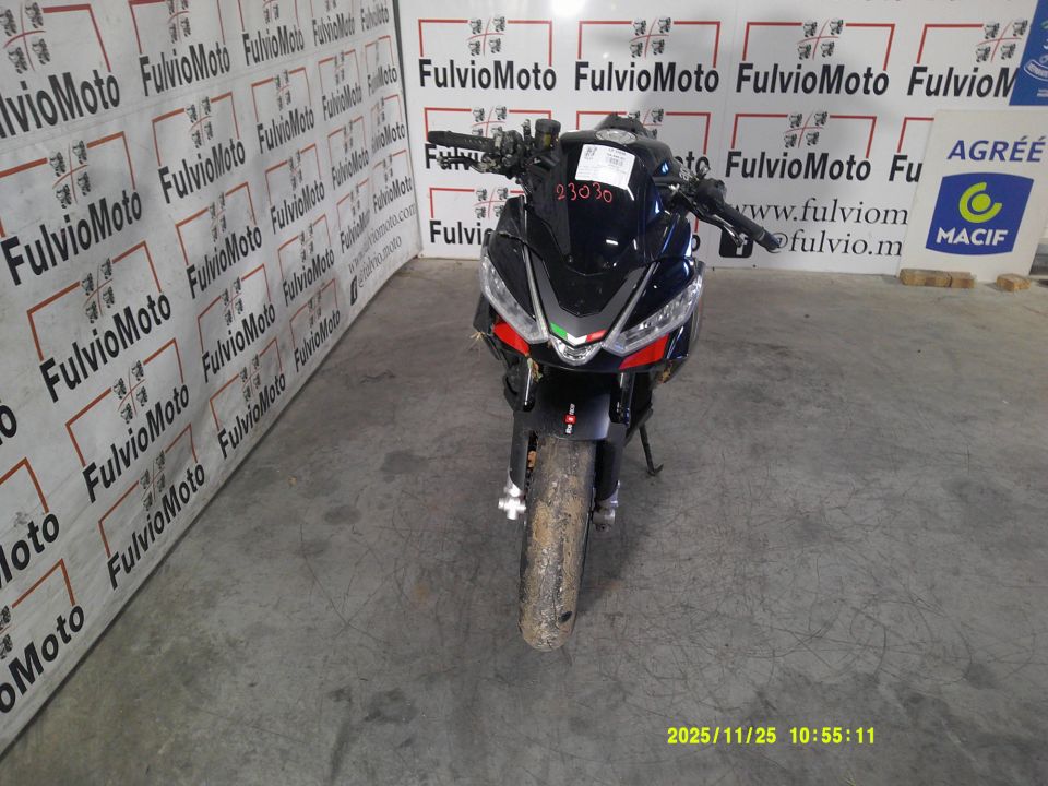 APRILIA TUONO 660 FACTORY 4