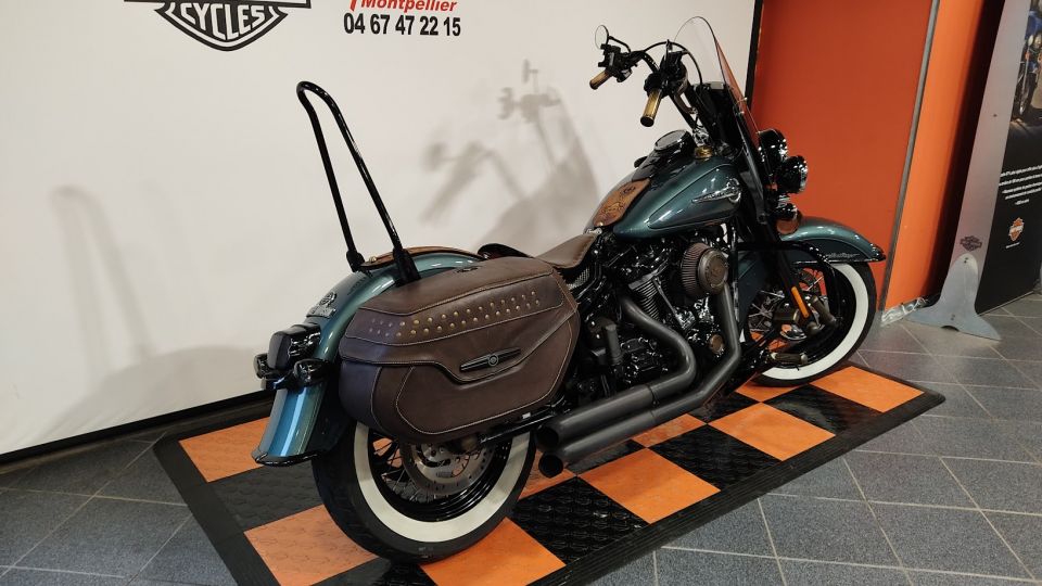 HARLEY-DAVIDSON SOFTAIL HERITAGE 1868 CLASSIC 4