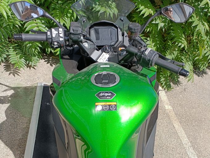 KAWASAKI NINJA 1100 SX SE 1ER MAIN 650 KMS 4