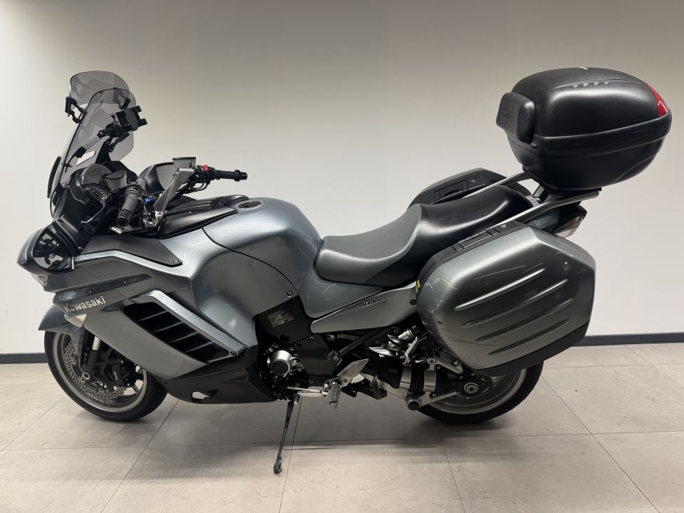KAWASAKI GTR 1400 4