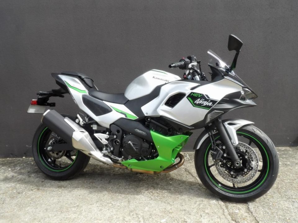 KAWASAKI Ninja 7 Hybrid 4