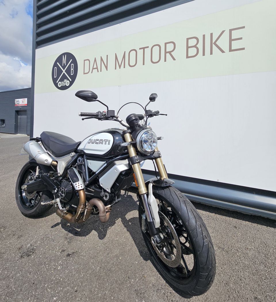 DUCATI SCRAMBLER 4