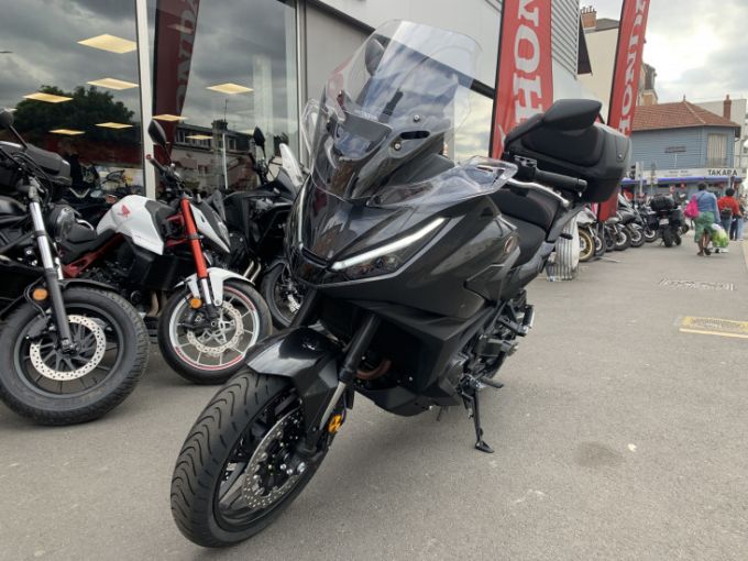 HONDA NT1100 4