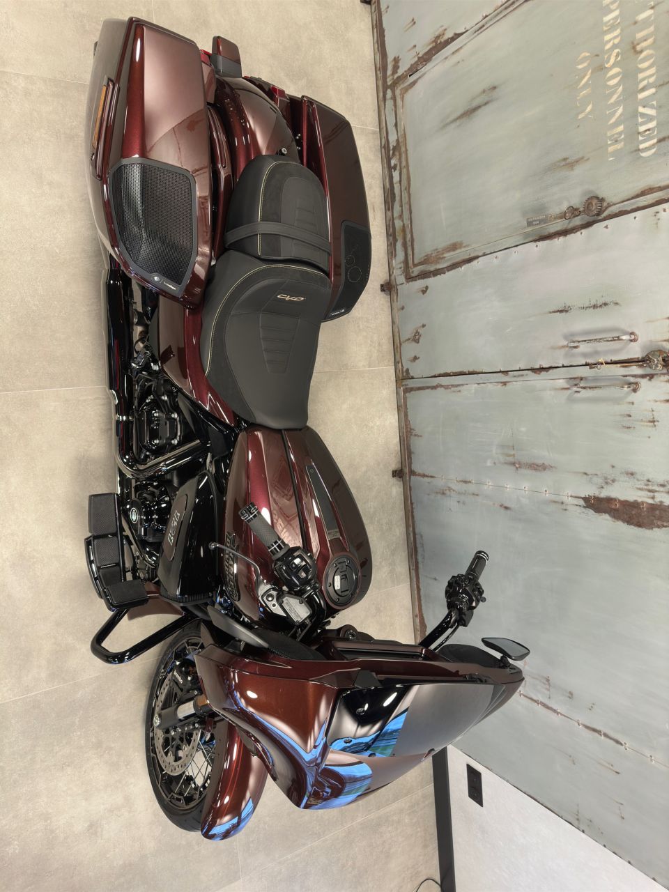 HARLEY-DAVIDSON TOURING STREET GLIDE 1977 CVO  4