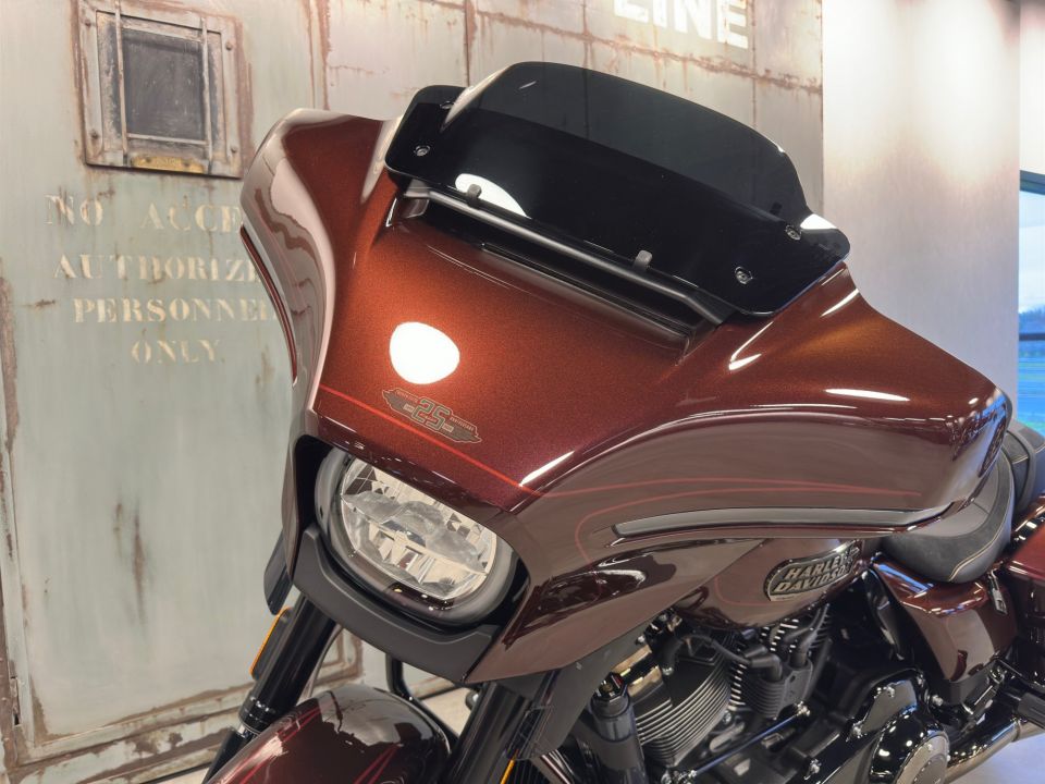 HARLEY-DAVIDSON TOURING STREET GLIDE 1977 CVO  4