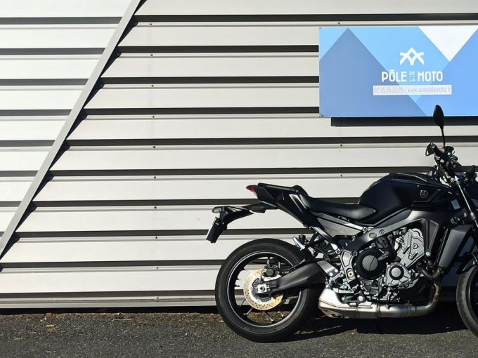 YAMAHA MT-09 Y-AMT 35 KW 4