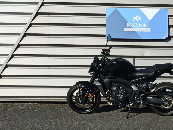 YAMAHA MT-09 Y-AMT 35 KW 4