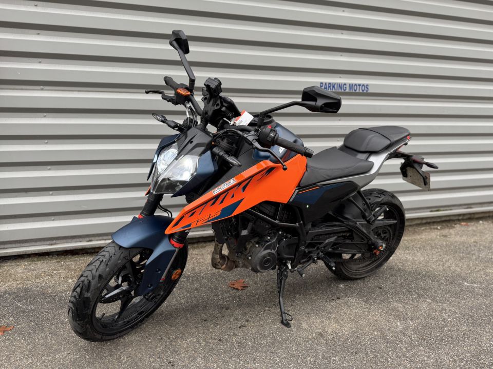 KTM 125 DUKE ABS 4