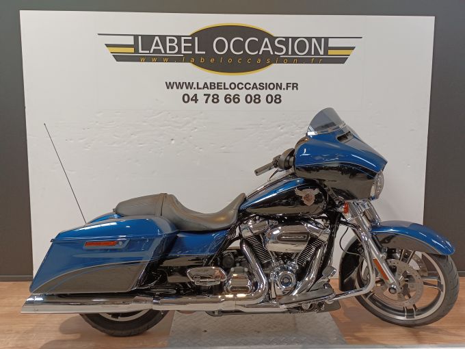 HARLEY-DAVIDSON STREET GLIDE 4