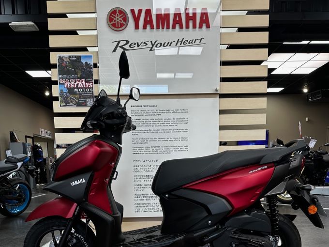 YAMAHA RayZR 125 4