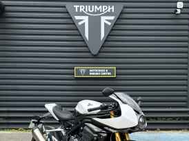 TRIUMPH SPEED TRIPLE 1200 RR - 2022