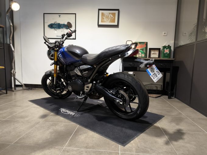 TRIUMPH SPEED 400 4