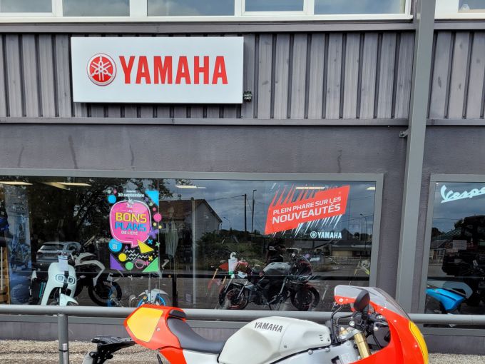 YAMAHA XSR 900 GP 35KW 4