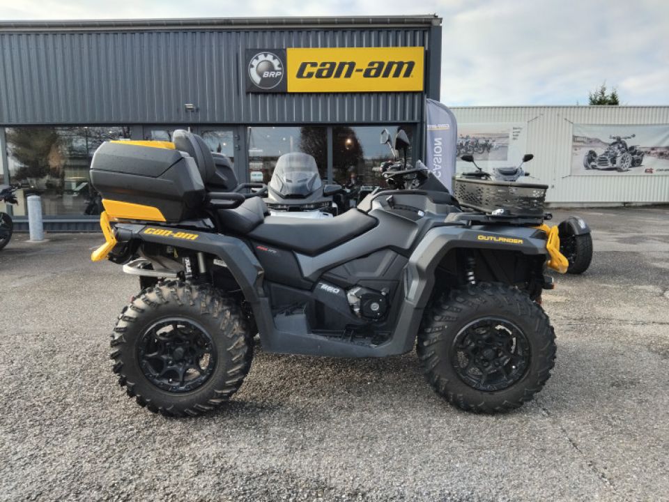 CAN-AM OUTLANDER 650 4