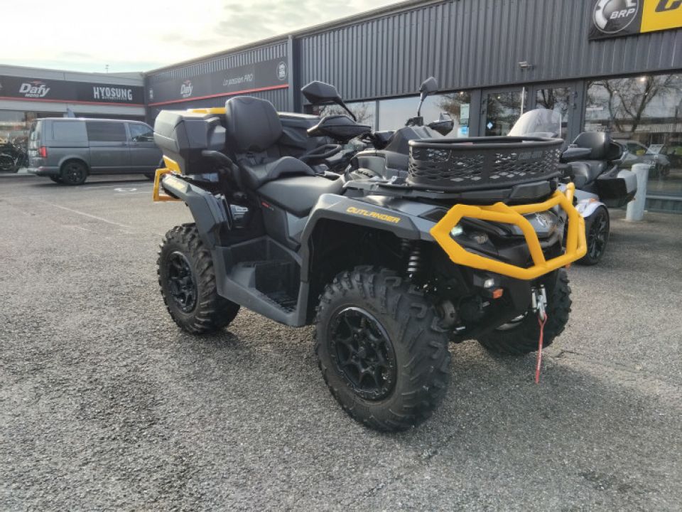 CAN-AM OUTLANDER 650 4