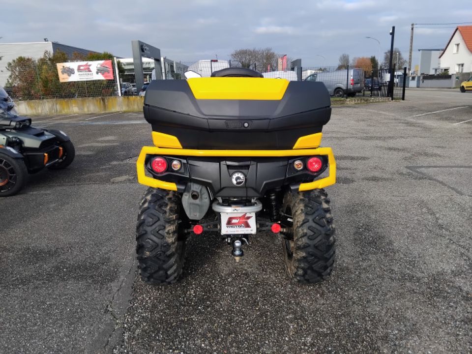 CAN-AM OUTLANDER 650 4