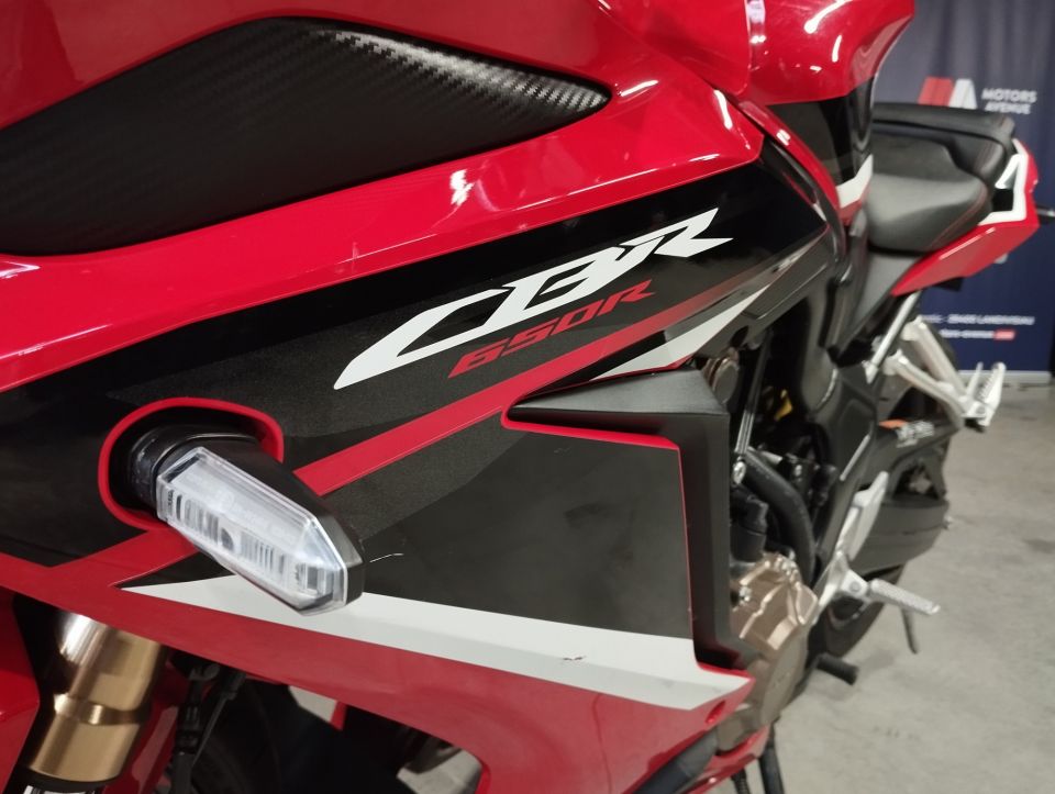 HONDA CBR 650  R 4